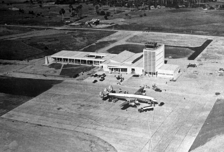 Ретрофото аэропортов мира. Международный аэропорт Пномпень  История,Авиация