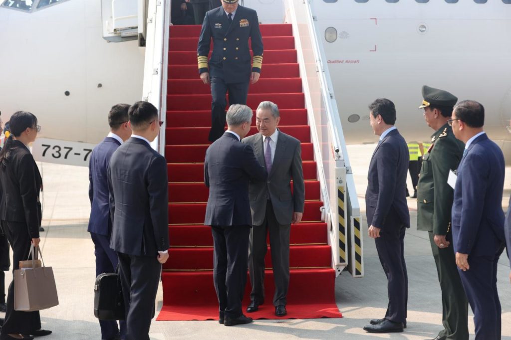 Chinese Foreign and Defence Ministers Arrive for First Cambodia-China ...